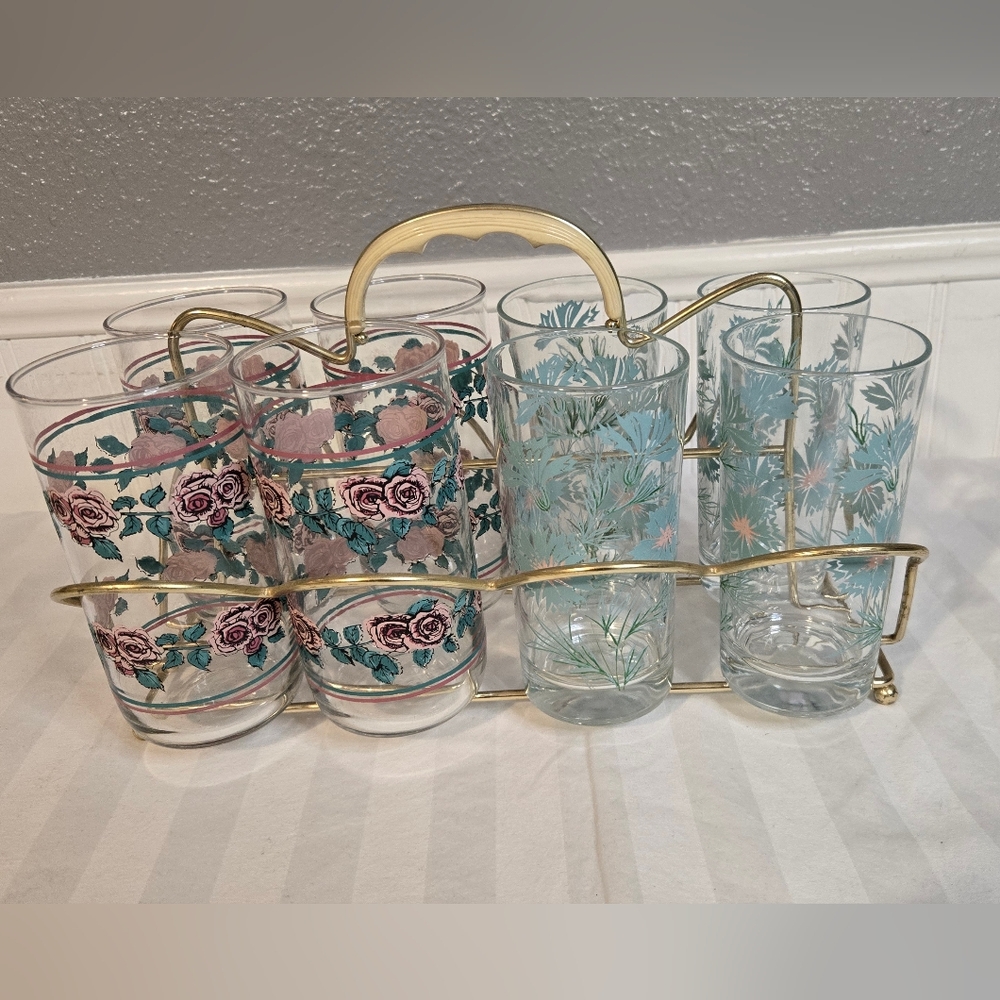 Vintage Drinking Glasses With Gold Holder - 8 Glasses